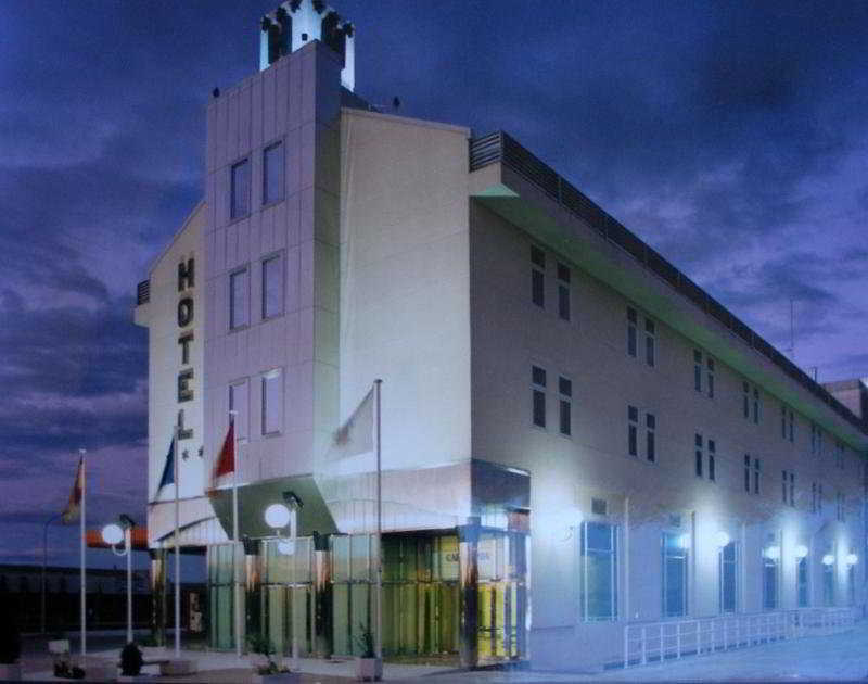 Hotel Ciudad De Фуэнлабрада Экстерьер фото
