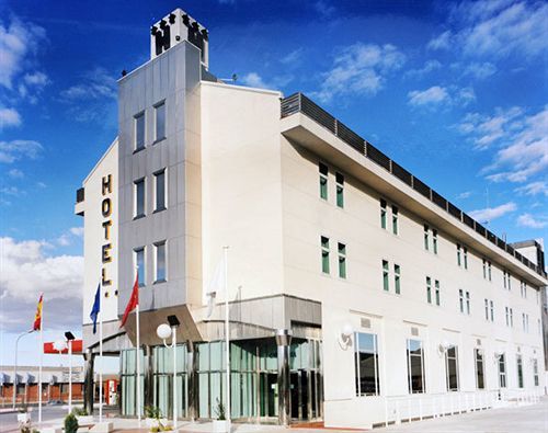 Hotel Ciudad De Фуэнлабрада Экстерьер фото